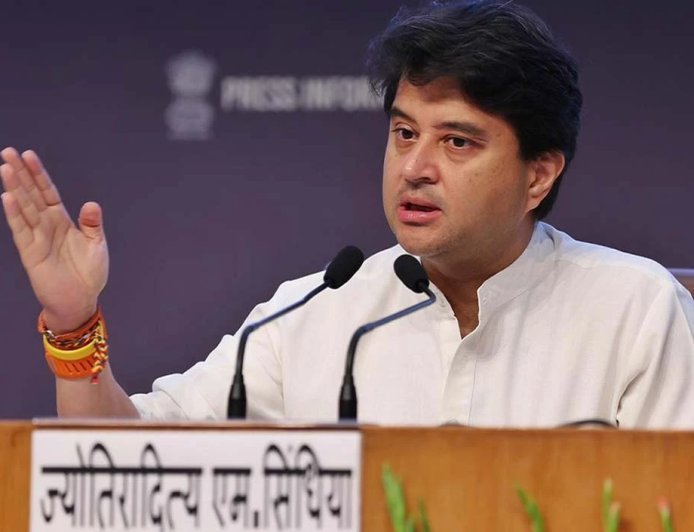 भारतीय डाक विभाग का सिंधिया ने कर दिया कायाकल्प, गांव से ग्लोबल तक पहुँच हुई और आसान