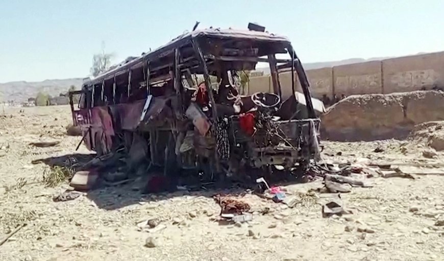 Baloch Militants Strike | बलूचिस्तान में भारी खून-खराबा! उग्रवादियों के सिलसिलेवार हमलों में 80 की मौत, 12 ठिकानों पर निशाना