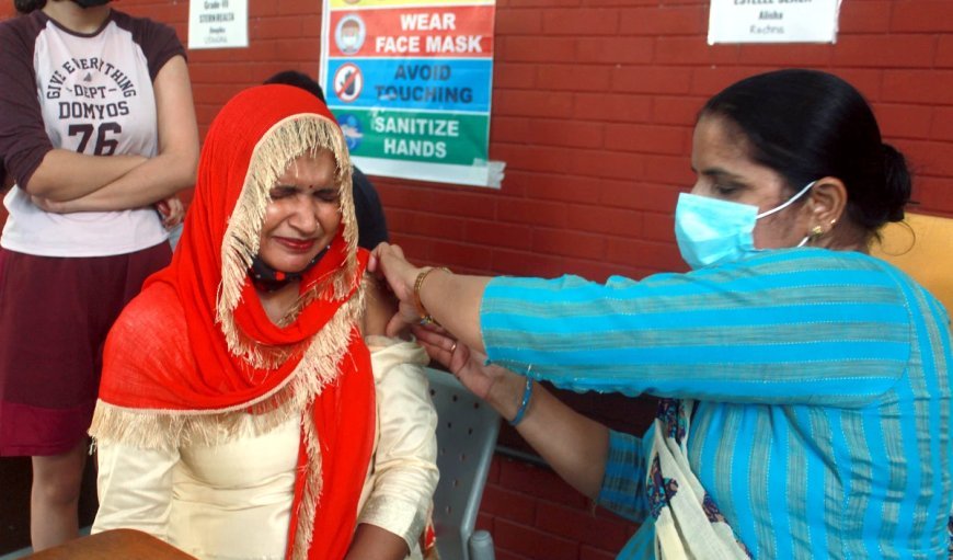 Budget 2026 का बड़ा ऐलान: Healthcare Sector में लाखों Jobs, 1 लाख प्रोफेशनल्स को मिलेगी Training