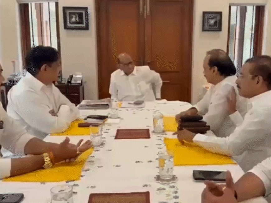 शरद पवार बोले-फडणवीस विलय की बातचीत में शामिल नहीं थे:उन्हें कमेंट करने का अधिकार नहीं; विद्या प्रतिष्ठान में अजित के बेटों से मिले NCP-SP चीफ