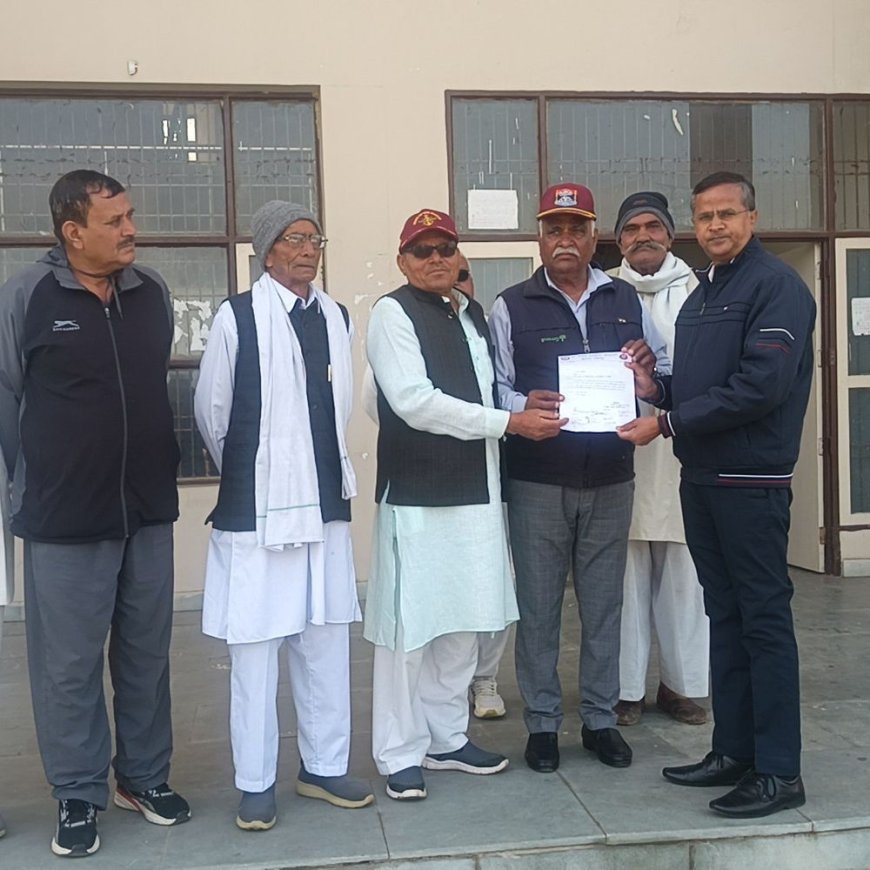 जुलाना के पूर्व सैनिक प्रशासन से नाराज:एसडीएम से की मुलाकात, बोले- गणतंत्र दिवस कार्यक्रम में नजरअंदाज किया