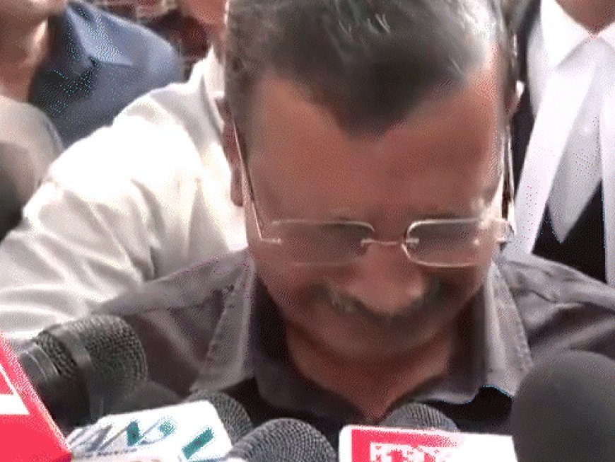 शराब नीति केस में बरी होकर रो पड़े केजरीवाल PHOTO-VIDEO:घर पहुंचे तो पत्नी-बेटी ने फूल बरसाए, पति से गले लगकर भावुक हुईं सुनीता