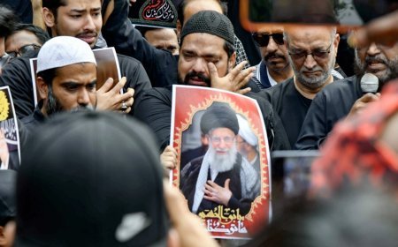 Iran के Khamenei की मौत पर भारत में आक्रोश, सड़कों पर America-Israel के खिलाफ गूंजे नारे