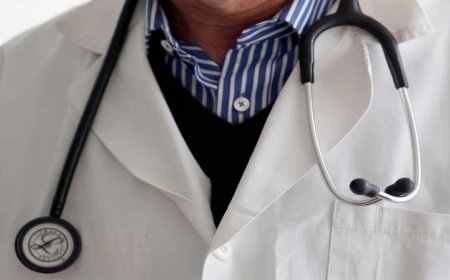 PoJK: Muzaffarabad में Health Workers की Strike, OPD बंद होने से मरीज हुए बेहाल