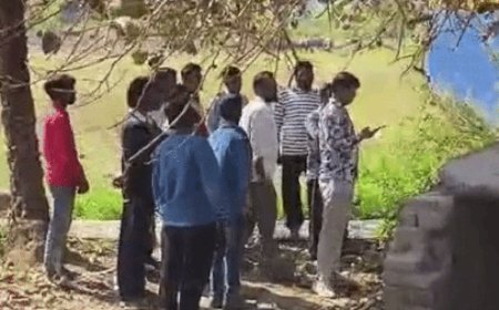 पंचकूला में शराब ठेके के पास मिला शव:पास में मिली शराब की बोतल, पुलिस बोली-अधिक शराब पीने से मौत की आशंका