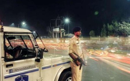 होली और रमजान से पहले एक्शन में अहमदाबाद पुलिस,  पूर्वी इलाकों में रातभर पेट्रोलिंग
