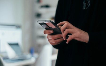 Telecom Sector में Jio-Airtel का दबदबा कायम, दिसंबर तिमाही में AGR 8.13% बढ़कर ₹84,270 करोड़ हुआ