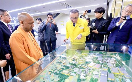 योगी के विदेशी दौरों में सनातन धर्म और विकसित भारत का जलवा