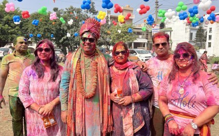 होली मिलन कार्यक्रम में विकास शर्मा के निवास पर उमड़ा जनसैलाब