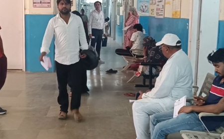 सोहना अस्पताल में गैरहाजिर डॉक्टरों और कर्मचारियों को नोटिस:स्टाफ की बायोमेट्रिक उपस्थिति अनिवार्य की गई; लापरवाही करने पर होगी कार्रवाई