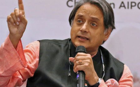 अय्यर के लेटर का थरूर ने दिया जवाब:कहा- मेरी देशभक्ति पर सवाल उठाना गलत; अय्यर ने लिखा था- क्या आप मोदी की कृपा चाहते हैं