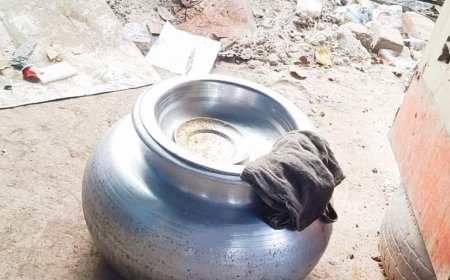 मंगलवार को नॉनवेज परोसने पर सामान जब्त