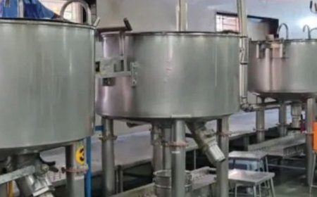 शिर्डी में साईं ट्रस्ट 200 किलो गैस रोज बचा रहा:सोलर सिस्टम से रोज बन रहा 40 हजार श्रद्धालुओं का खाना; सरकार ने यूनिक मॉडल बताया