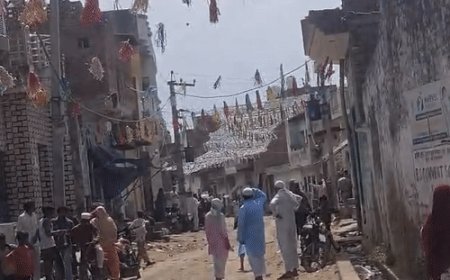 अलीगढ़ में तीसरे दिन जमकर पथराव:तालसपुर में ईद से चल रहा है विवाद, छतों पर मिले पत्थरों के ढेर