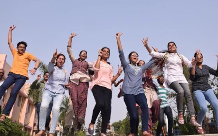 बिहार बोर्ड 12वीं कक्षा का रिजल्ट जारी हुआ, लड़कियों ने मारी बाजी! जानें स्ट्रीम-वाइज टॉपर्स की लिस्ट