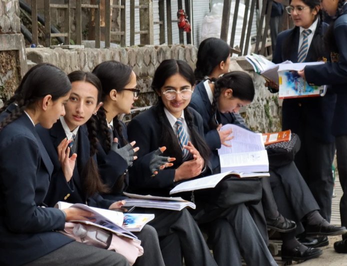 Iran-Israel War की आंच: Gulf देशों में CBSE की 10वीं-12वीं Board Exams स्थगित