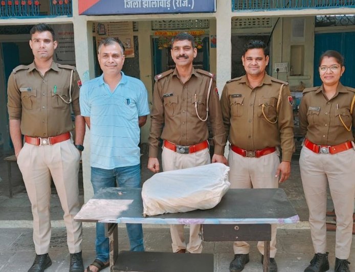 ट्यूबवेल से कॉपर वायर चोरी का खुलासा:दो गिरफ्तार, माल बरामद; पनवाड़ थाना पुलिस ने की कार्रवाई