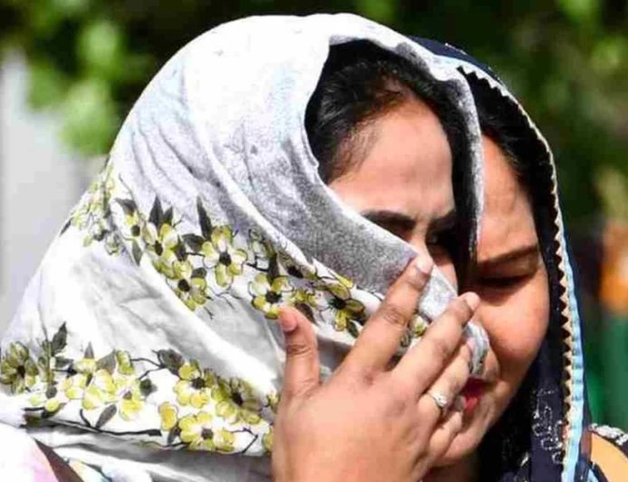 Weather Update:  Delhi में गर्मी ने तोड़ा 50 साल का रिकॉर्ड, क्या IND vs NZ फाइनल में बारिश बनेगी विलेन? जानें मौसम का ताजा हाल