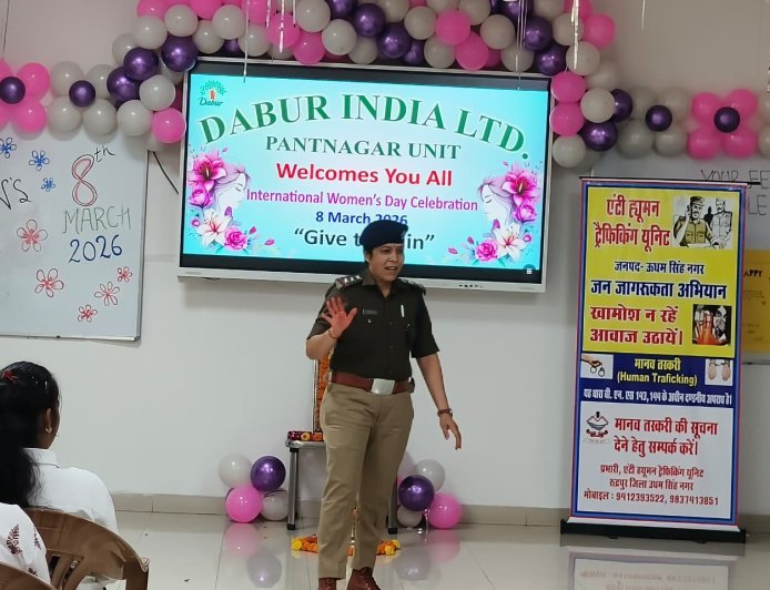 *एसएसपी अजय गणपति के निर्देशन में एण्टी ह्यूमन ट्रैफिकिंग यूनिट / साईबर सेल द्वारा चलाया गया जागरूकता अभियान ।*