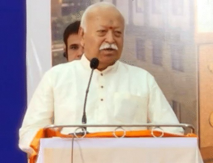 भागवत बोले- युद्ध स्वार्थ और वर्चस्व की चाहत का नतीजा:दुनिया के कई देशों को भरोसा- ईरान-इजराइल जंग भारत ही खत्म करा सकता है