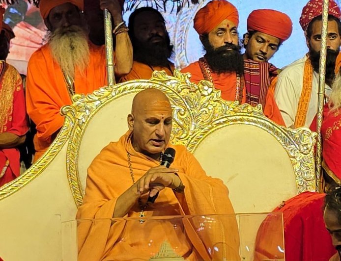 1008 कुंडीय महायज्ञ भव्य पूर्णाहुति की ओर:अवधेशानंद गिरी महाराज ने धर्मसभा को किया संबोधित, मंगलवार को मुख्यमंत्री भजनलाल शर्मा भी होंगे शामिल