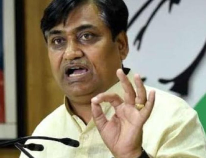 डोटासरा बोले- फेल विदेशनीति से देश की जनता संकट में:1 अप्रैल से संगठन बढ़ाओ,लोकतंत्र बचाओ अभियान शुरू करेगी कांग्रेस