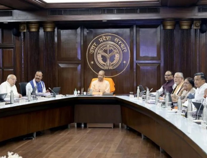 योगी कैबिनेट के बड़े फैसले : गेहूं खरीद से लेकर बिजनेस पार्क, नवयुग पालिका योजना और लखनऊ विकास परियोजनाओं को मंजूरी