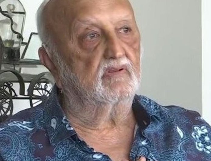 रेमंड के पूर्व चेयरमैन विजयपत सिंघानिया का निधन:बेटे गौतम सिंघानिया ने मुखाग्नि दी; पद्म भूषण से सम्मानित, वर्ल्ड रिकॉर्ड भी बनाया था