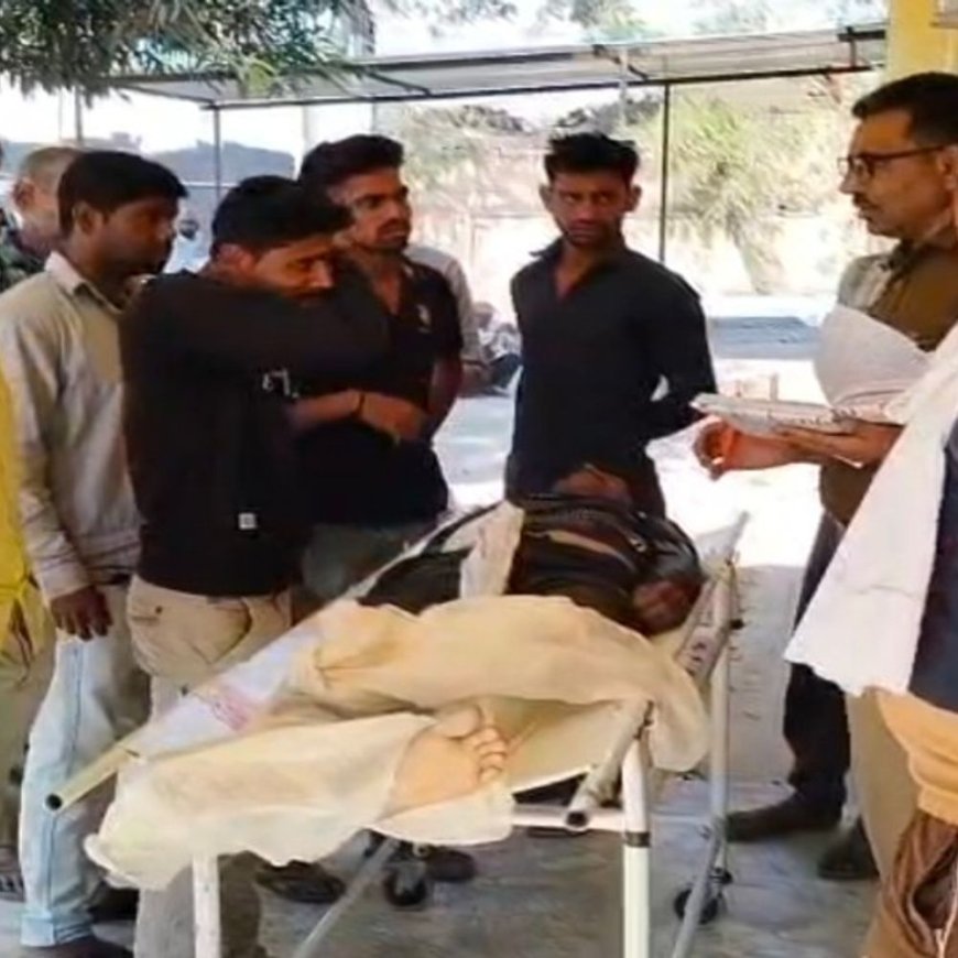 शाहजहांपुर में पिकअप ने ई-रिक्शा को मारी टक्कर:बाप-बेटे की मौत, होली की खरीदारी करने जा रहे थे मार्केट