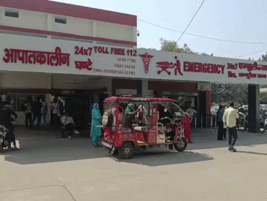 भिवानी में परिवार पर हमला:घर में घुसकर लाठी-डंडों से पीटा, दंपति सहित 6 लोग घायल, मोटरसाइकिल व स्कूटी तोड़ी