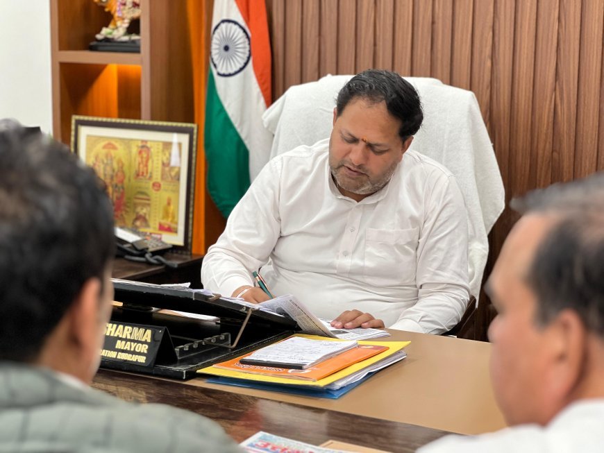 बाईपास चौड़ीकरण की जद में आ रहे व्यापारियों को महापौर ने दिया राहत दिलाने का आश्वासन