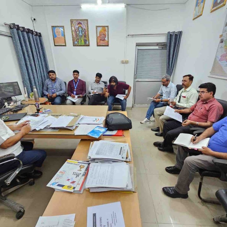 गोरखपुर में पूरी तरह ट्रांसपेरेंट होगी बिजली व्यवस्था:रीयल-टाइम निगरानी, 2% छूट के साथ मिलेंगी कई सुविधाएं