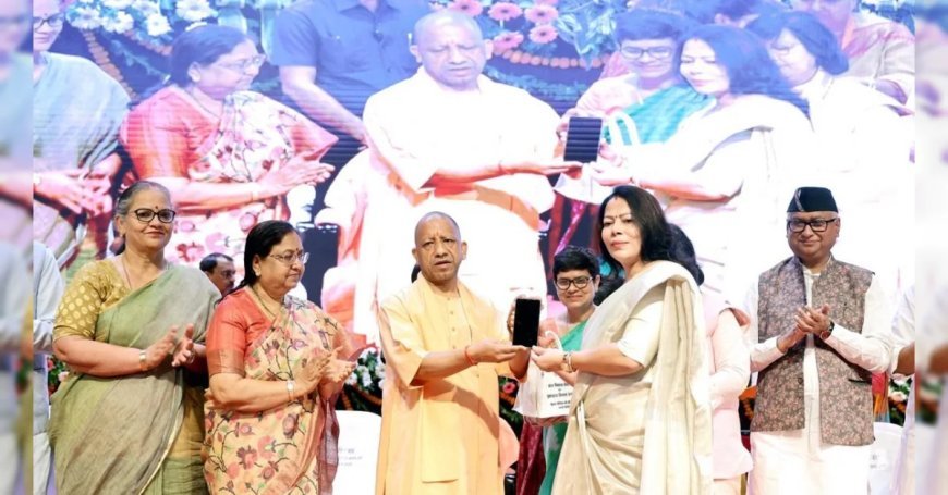 योगी सरकार का बड़ा ऐलान, आंगनवाड़ी में 65 हजार भर्तियां, अब डिजिटल सेंटर बनेंगी सेवाएं