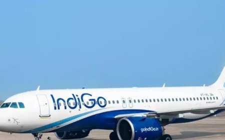 भास्कर अपडेट्स:मुंबई से अहमदाबाद जाने वाली इंडिगो फ्लाइट में टिश्यू पेपर पर डेंजर लिखा मिला, उड़ान 8 घंटे लेट