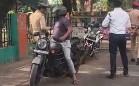 मेरठ में बुलेट बाइकों पर कार्रवाई:तेज आवाज वाले साइलेंसर पर ट्रैफिक पुलिस ने चलाया विशेष अभियान