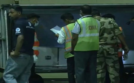 कुवैत ने भेजे 20 भारतीयों के शव, मातम में छाया एयरपोर्ट