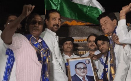 नेहरू ने बाबा साहेब को हराने में लगा दी थी:पूर्व मंत्री राजेंद्र गुढ़ा ने नेहरू पर साधा निशाना, वी.पी. सिंह को बताया मसीहा, वीपी सिंह ने ही दिया बाबा अम्बेडकर को भारत रत्न