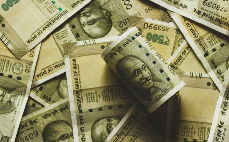 कैबिनेट के बड़े फैसले: सरकारी कर्मचारियों को 2% अतिरिक्त DA, 13,000 करोड़ का मैरीटाइम फंड और PMGSY का विस्तार