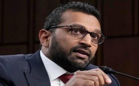 FBI चीफ Kash Patel की कुर्सी पर संकट, क्या White House दिखाएगा बाहर का रास्ता?