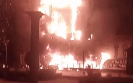 पानीपत के मित्तल मेगा मॉल में लगी आग:लोगों में मची भगदड़; फायर ब्रिगेड की कई गाड़ी पहुंची, शॉर्ट सर्किट की आशंका