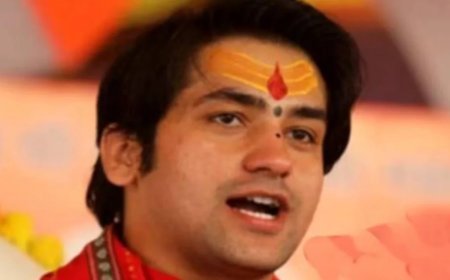 नागपुर में धीरेंद्र शास्त्री का बड़ा बयान,बोले- 4 बच्चे पैदा करो, एक RSS को दो