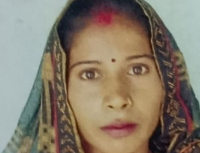 सीतापुर में प्रसूता की मौत, गलत इंजेक्शन लगाने का आरोप:परिजनों ने थाने में दी तहरीर, एंबुलेंस चालक शव छोड़कर भागे