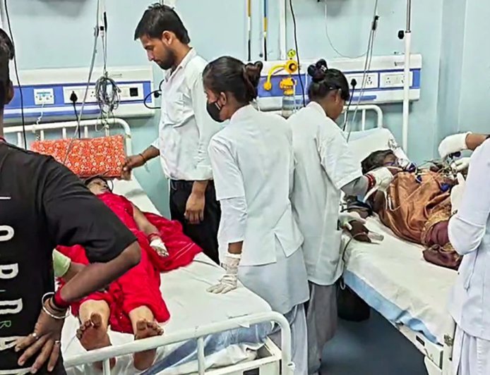 बिहारशरीफ, नालंदा स्थित शीतला माता मंदिर में हुए हादसे से उभरते सवाल मांग रहे जवाब?