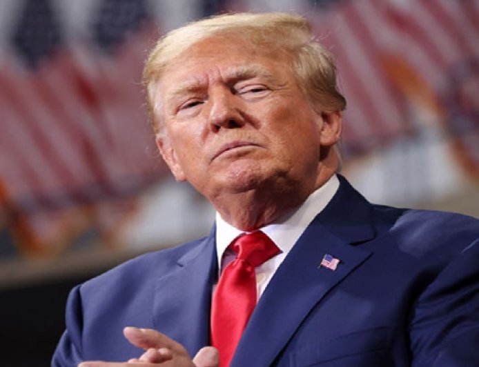 Hormuz जलडमरूमध्य में US Navy का एक्शन, Trump बोले- दुनिया के लिए हम कर रहे हैं रास्ता साफ