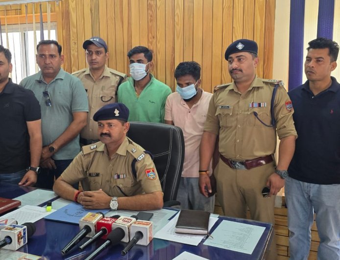 32 लाख से अधिक कीमत की 108 ग्राम स्मैक के साथ आईटीआई पुलिस और एसओजी काशीपुर की संयुक्त कार्यवाही में 02 नशा तस्कर गिरफ्तार