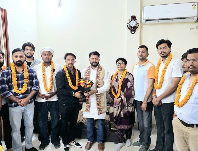 भगत सिंह मण्डल के नवनियुक्त युवा मोर्चा पदाधिकारियों का भव्य स्वागत