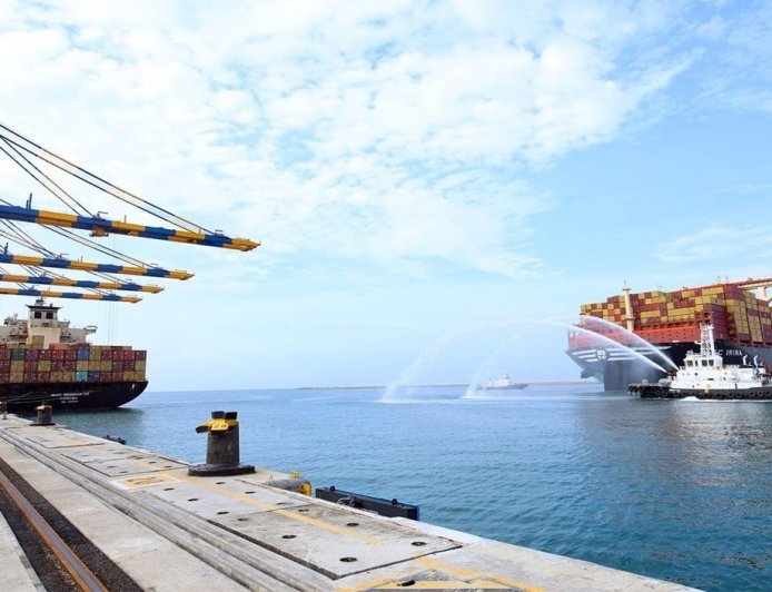 Strait of Hormuz से गुज़रने का नया नियम, अब Iran वसूलेगा 'टोल', दुनिया में Oil संकट?