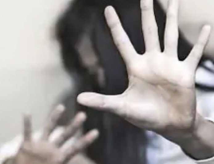 मोहाली की महिला एडवोकेट से रेप, वीडियो बना ब्लैकमेल:आरोपी और परिजनों पर मारपीट का आरोप; पी​ड़िता ने किया SUICIDE का प्रयास