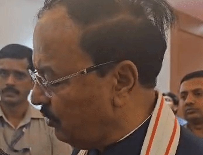 केशव मौर्य बोले- कांग्रेस की राजनीति तुष्टीकरण पर आधारित:लखनऊ में कहा- अखिलेश ने महिलाओं और किसानों के लिए कुछ नहीं किया