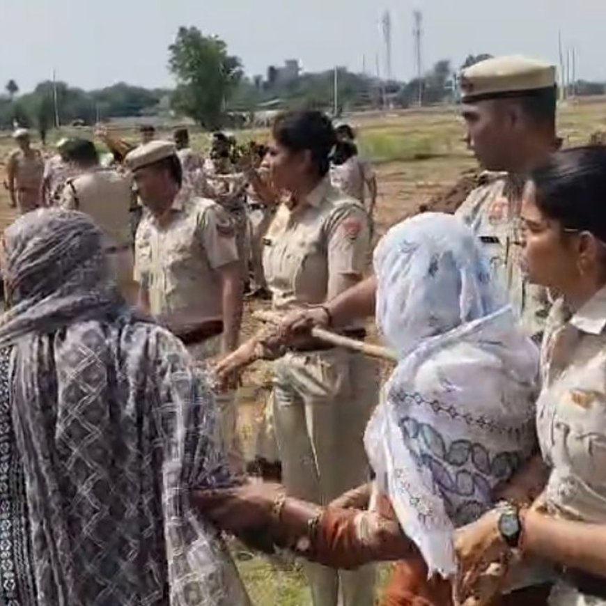 कंपनी के भूमि पूजन का किसानों ने किया विरोध:नूंह के IMT रोजका मेव में मुआवजे की मांग, पुलिस से नोकझोंक, हालात तनावपूर्ण